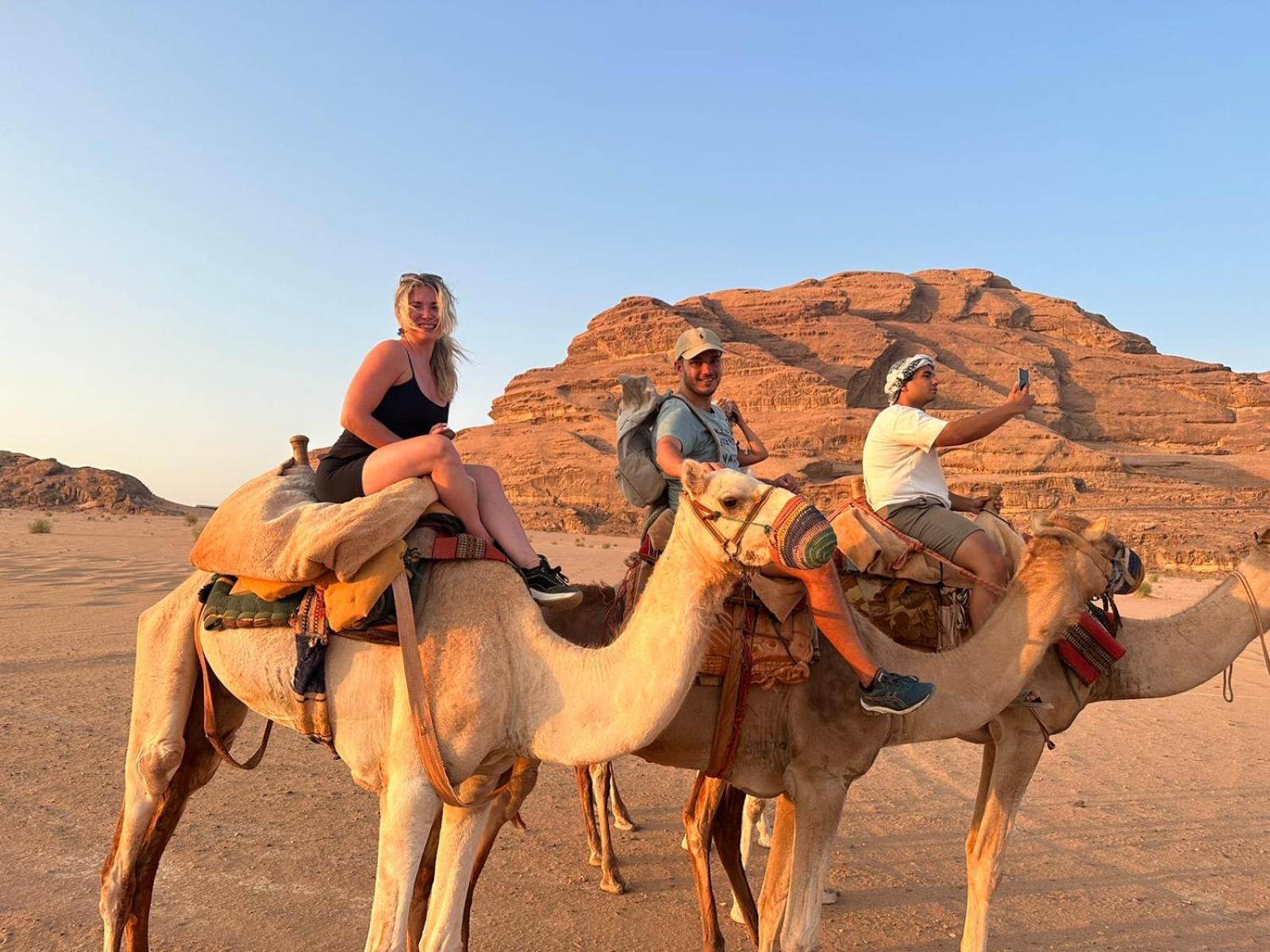 Harmony Luxury Camp Hotel Wadi Rum Ngoại thất bức ảnh